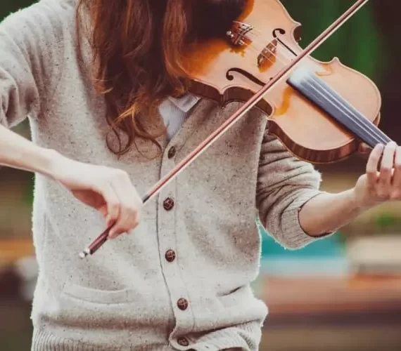 aula de violino iniciante